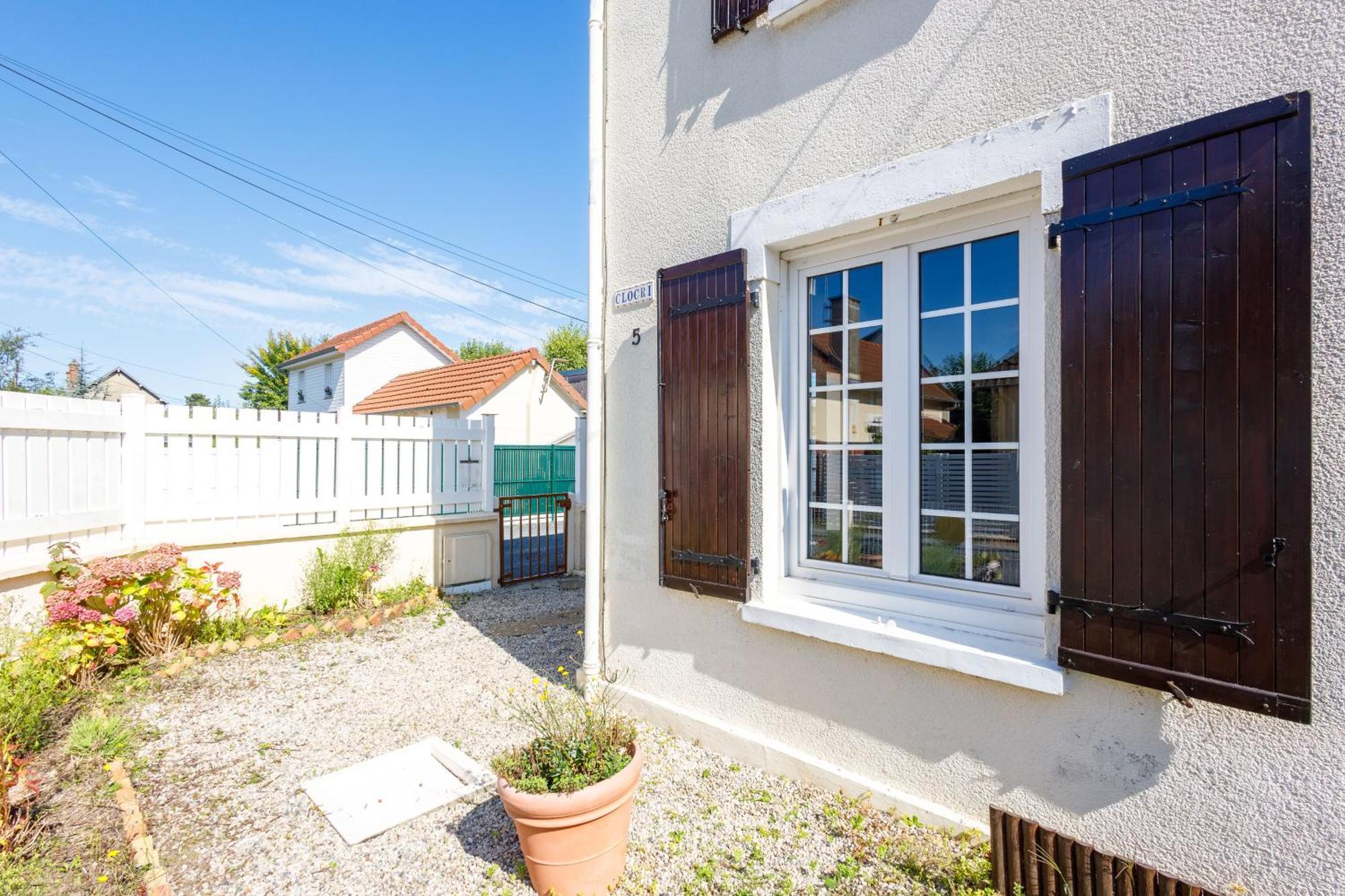La Maison Cabourgeaise Proche Mer 外观 照片